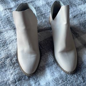 Off white ankle boot